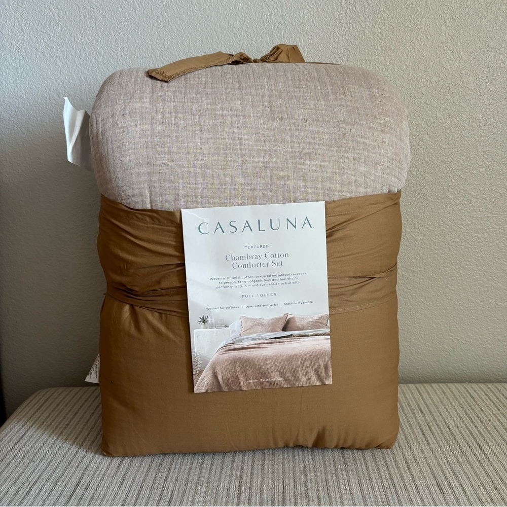 NWT Full/Queen Textured Chambray Comforter & Sham Set Warm Brown - Casaluna
